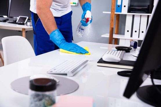 Limpiezas Mirete oficina desinfección